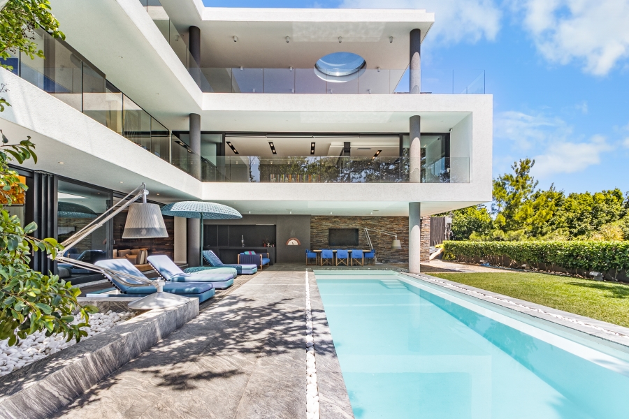 5 Bedroom Property for Sale in Camps Bay Western Cape